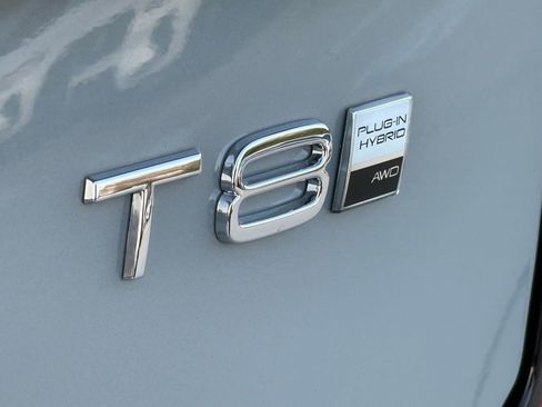 New 2026 Volvo XC90 T8 Plus image 9