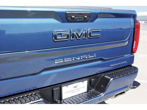 Used 2024 GMC Sierra 1500 Denali Ultimate AWD/4WD image 29