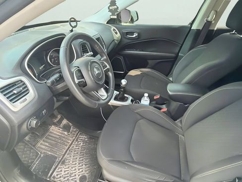 Used 2020 Jeep Compass Sport w/ Tech Group FWD image 6