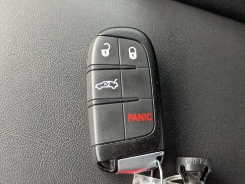 Used 2019 Dodge Challenger R/T w/ Blacktop Package image 32