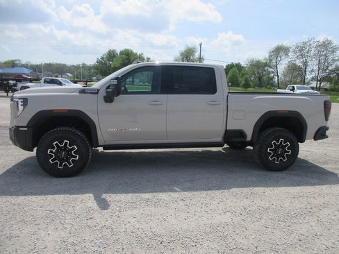 New 2026 GMC Sierra 2500 AT4X AWD/4WD image 10