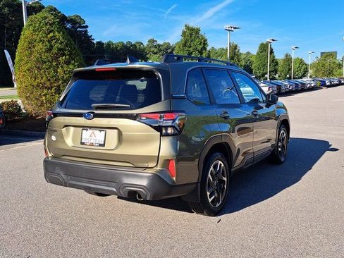 Used 2025 Subaru Forester Limited w/ Popular Package #1 AWD/4WD image 5