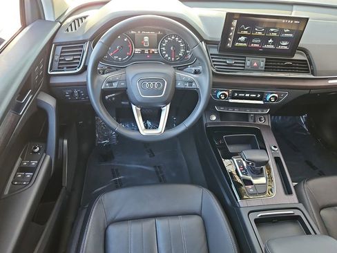 Used 2022 Audi Q5 2.0T Premium w/ Convenience Package image 15