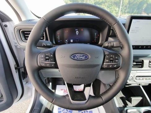 New 2025 Ford Maverick Lariat w/ Black Appearance Package AWD/4WD image 23