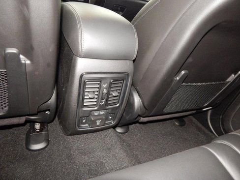 Used 2021 Jeep Grand Cherokee SRT w/ Trailer Tow Group IV image 23