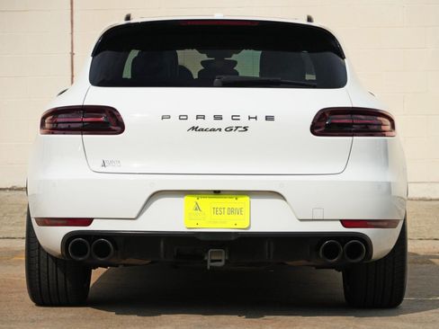 Used 2018 Porsche Macan GTS w/ Premium Package Plus AWD/4WD image 10