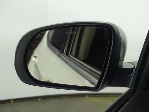 Used 2021 Jeep Compass Latitude w/ Sun and Sound Group image 43