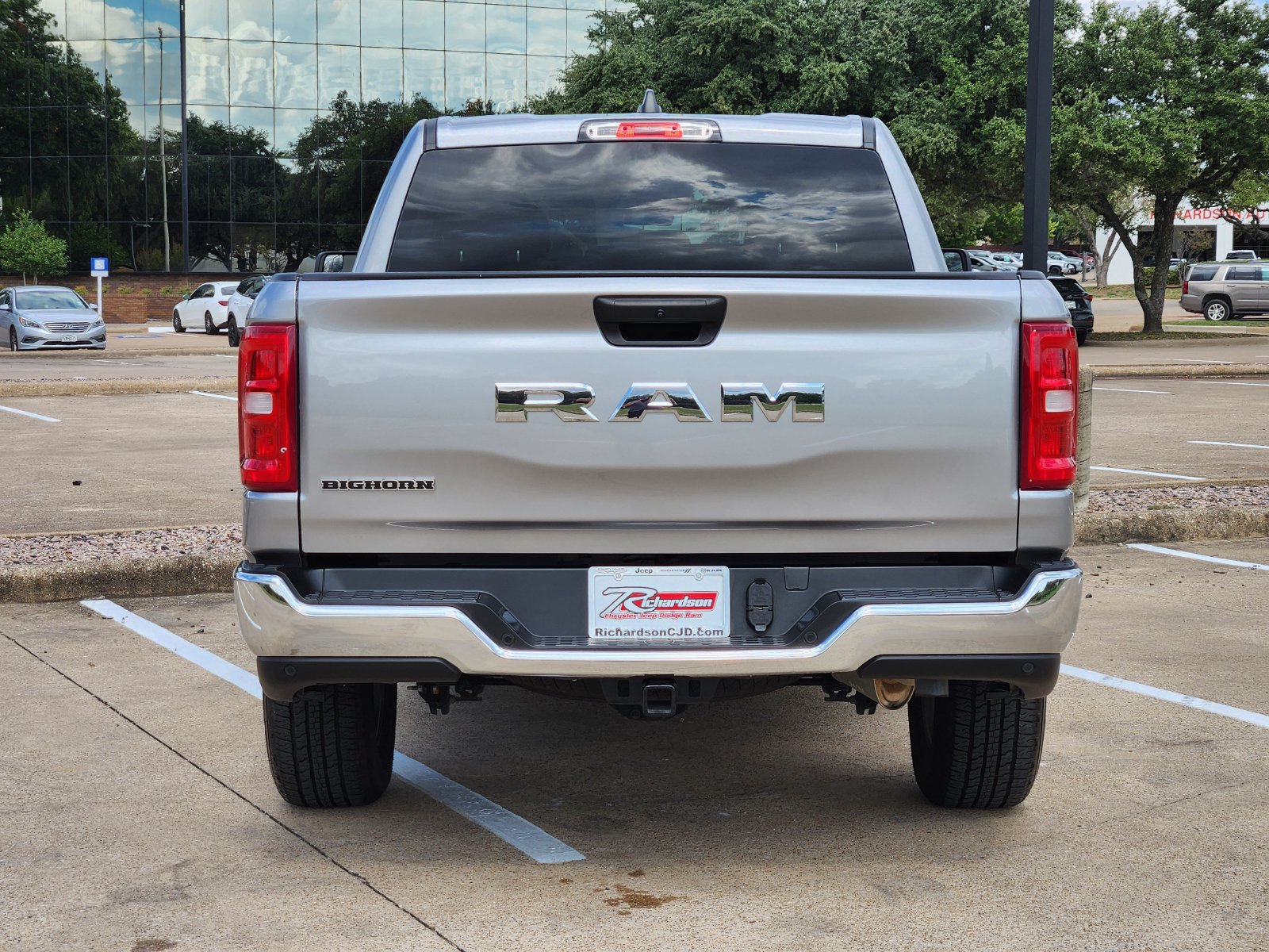 Used 2025 RAM 1500 Big Horn RWD image 5