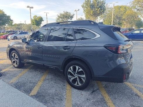 Used 2020 Subaru Outback Limited image 4