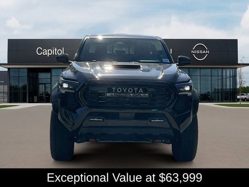 Used 2025 Toyota Tacoma TRD Pro image 2