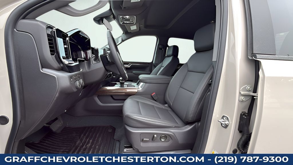 New 2026 Chevrolet Silverado 1500 RST w/ Convenience Package II AWD/4WD image 21