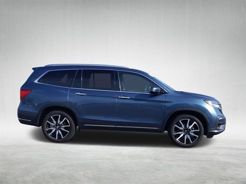 Used 2020 Honda Pilot Touring image 2