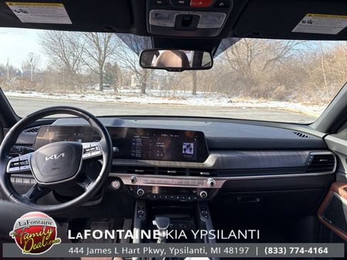 Used 2023 Kia Telluride EX w/ EX Captain's Chair Package image 12