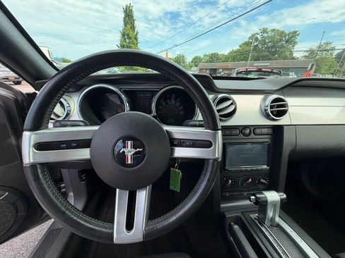 Used 2006 Ford Mustang GT Premium RWD image 21