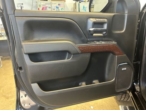 Used 2015 GMC Sierra 1500 SLT w/ SLT Crew Cab Value Package image 36