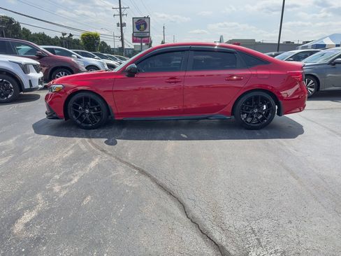 Used 2022 Honda Civic Sport image 4