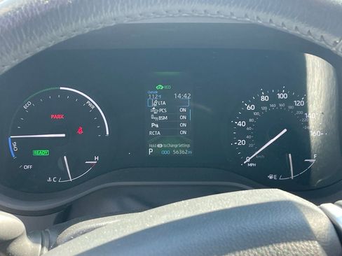 Used 2024 Toyota Sienna XLE image 11