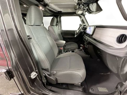 Used 2025 Jeep Wrangler Sahara 4xe image 28