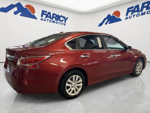 Used 2015 Nissan Altima 2.5 S w/ Power Driver Seat Package FWD image 4