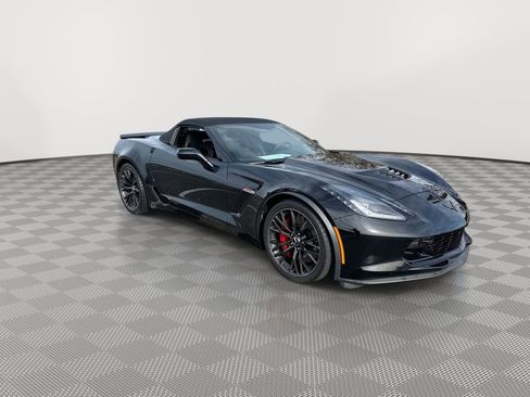 Used 2016 Chevrolet Corvette Z06 w/ 3LZ Preferred Equipment Group RWD image 2