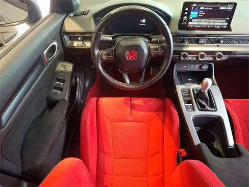 Used 2024 Honda Civic Type R image 11