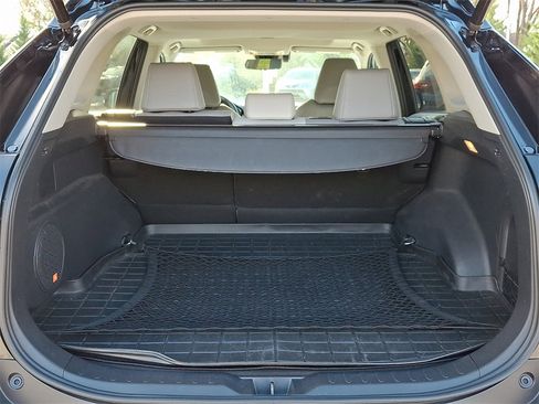 Used 2020 Toyota RAV4 Limited image 28
