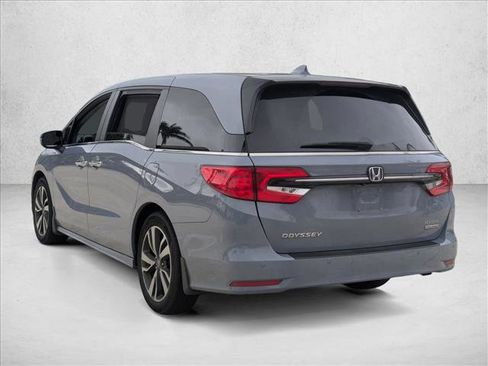 Used 2023 Honda Odyssey Touring image 7