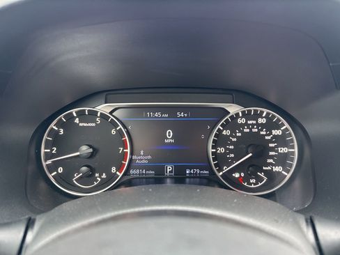 Used 2024 Nissan Altima 2.5 SV image 9