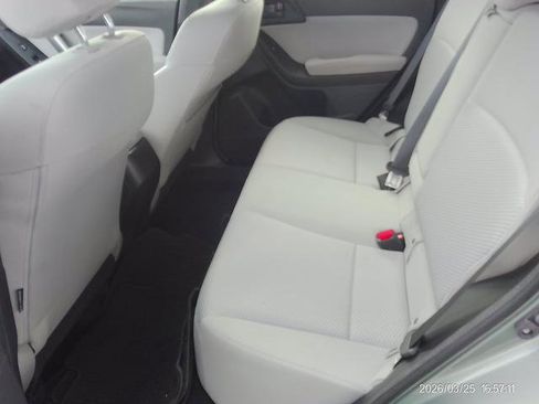 Used 2015 Subaru Forester 2.5i Premium w/ Protection Package #1 AWD/4WD image 5