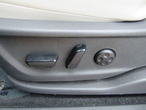 Used 2023 Nissan Ariya FWD image 17