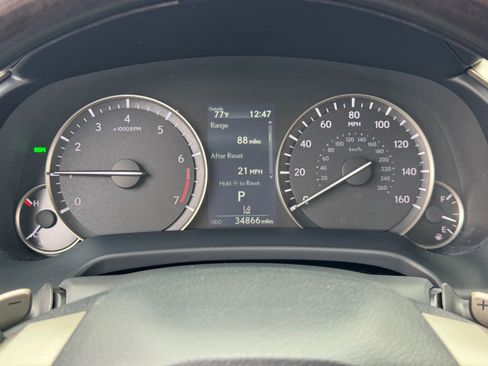 Used 2021 Lexus RX 350L Luxury w/ Accessory Package image 20