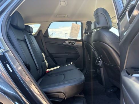 Certified 2023 Kia Sportage EX FWD image 27