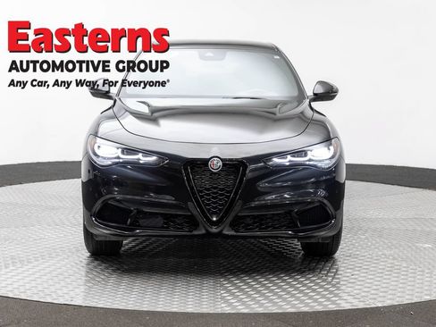 Used 2024 Alfa Romeo Stelvio Sprint AWD/4WD image 2