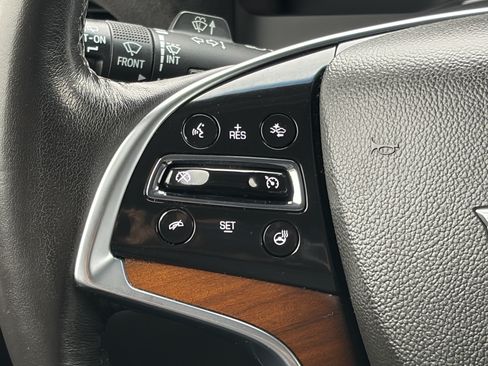 Used 2019 Cadillac Escalade Luxury AWD/4WD image 19