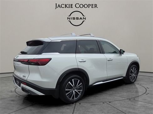 Used 2025 INFINITI QX60 Sensory image 5