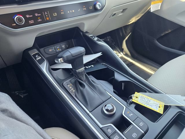 New 2026 Kia Sorento S w/ S Panoramic Sunroof Package FWD image 16