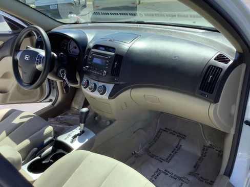 Used 2008 Hyundai Elantra SE FWD image 29