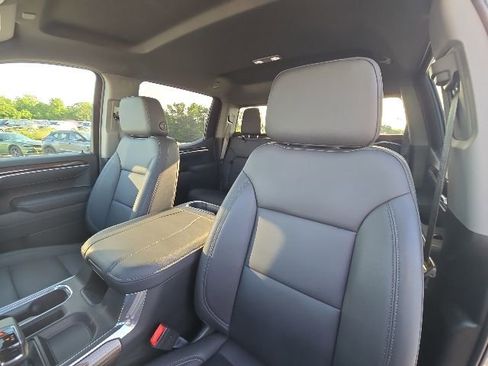 Used 2026 Chevrolet Silverado 1500 RST AWD/4WD image 24