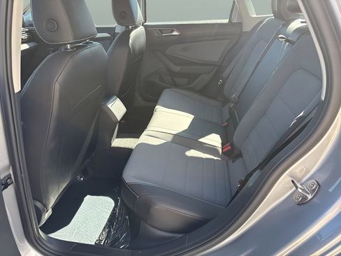 New 2025 Volkswagen Jetta SE FWD image 25