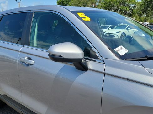 Used 2025 Honda CR-V EX-L image 9