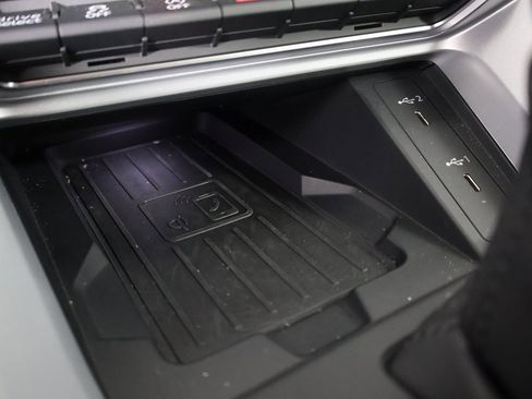 Certified 2025 Audi Q3 2.0T Premium w/ Convenience Package image 5