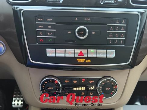 Used 2019 Mercedes-Benz GLE 400 4MATIC image 39