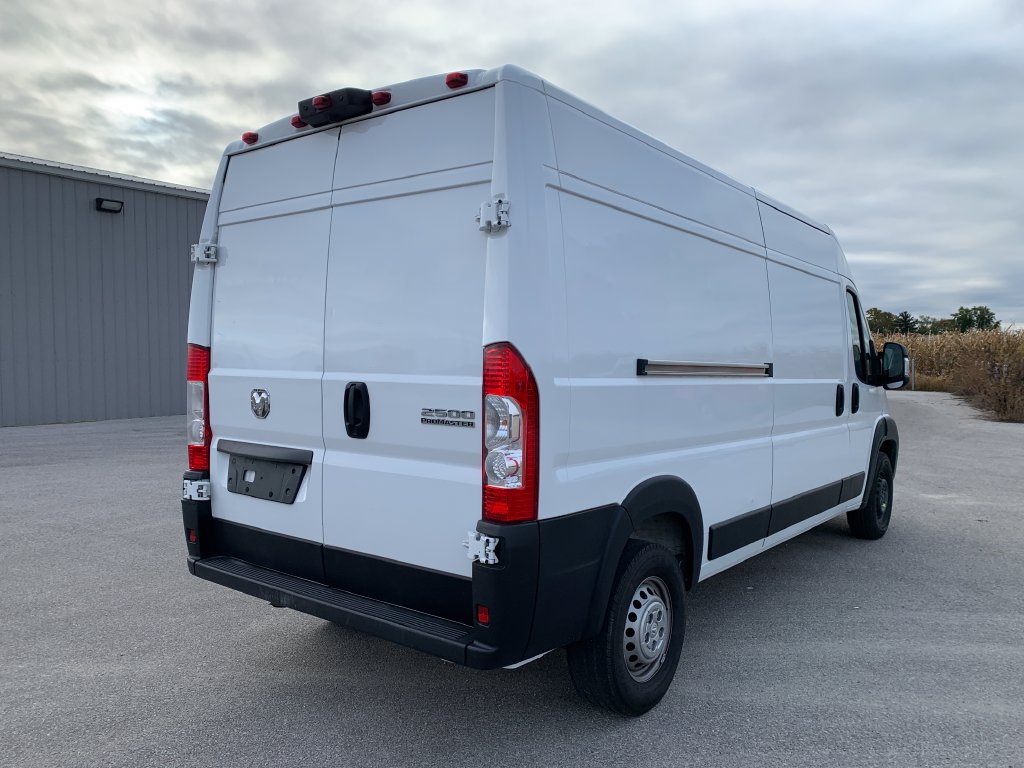 Used 2024 RAM ProMaster 2500 w/ Convenience Group FWD image 8