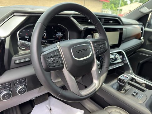 Used 2024 GMC Sierra 1500 Denali w/ Denali Reserve Package AWD/4WD image 37