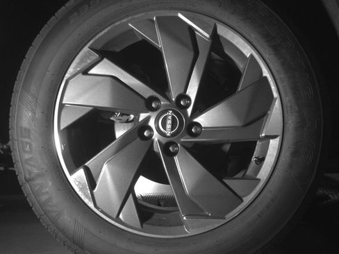 Used 2025 Nissan Rogue SV FWD image 15