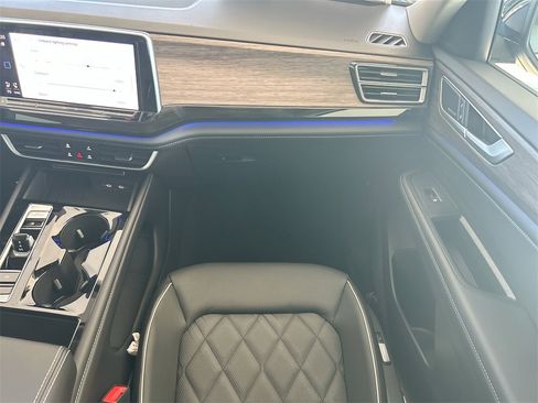 New 2026 Volkswagen Atlas SEL Premium R-Line image 51