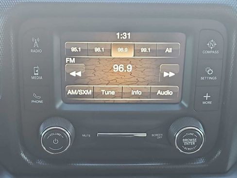 Used 2018 Jeep Wrangler Unlimited Sport S image 12