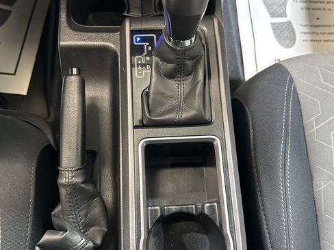 Used 2023 Toyota Tacoma TRD Sport image 32