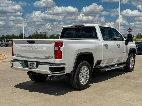 Used 2020 Chevrolet Silverado 2500 High Country w/ Z71 Off-Road Package AWD/4WD image 3