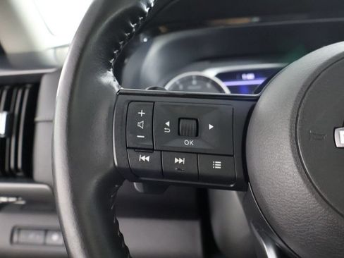 Used 2023 Nissan Pathfinder SL w/ SL Premium Package AWD/4WD image 48